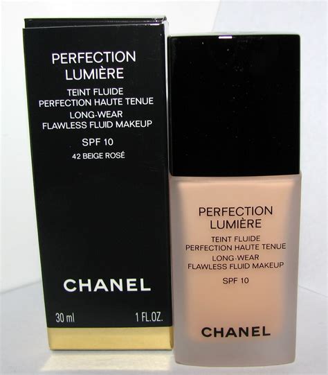 Chanel 42 BEIGE ROSE Perfection Lumiere Flawless Fluid 